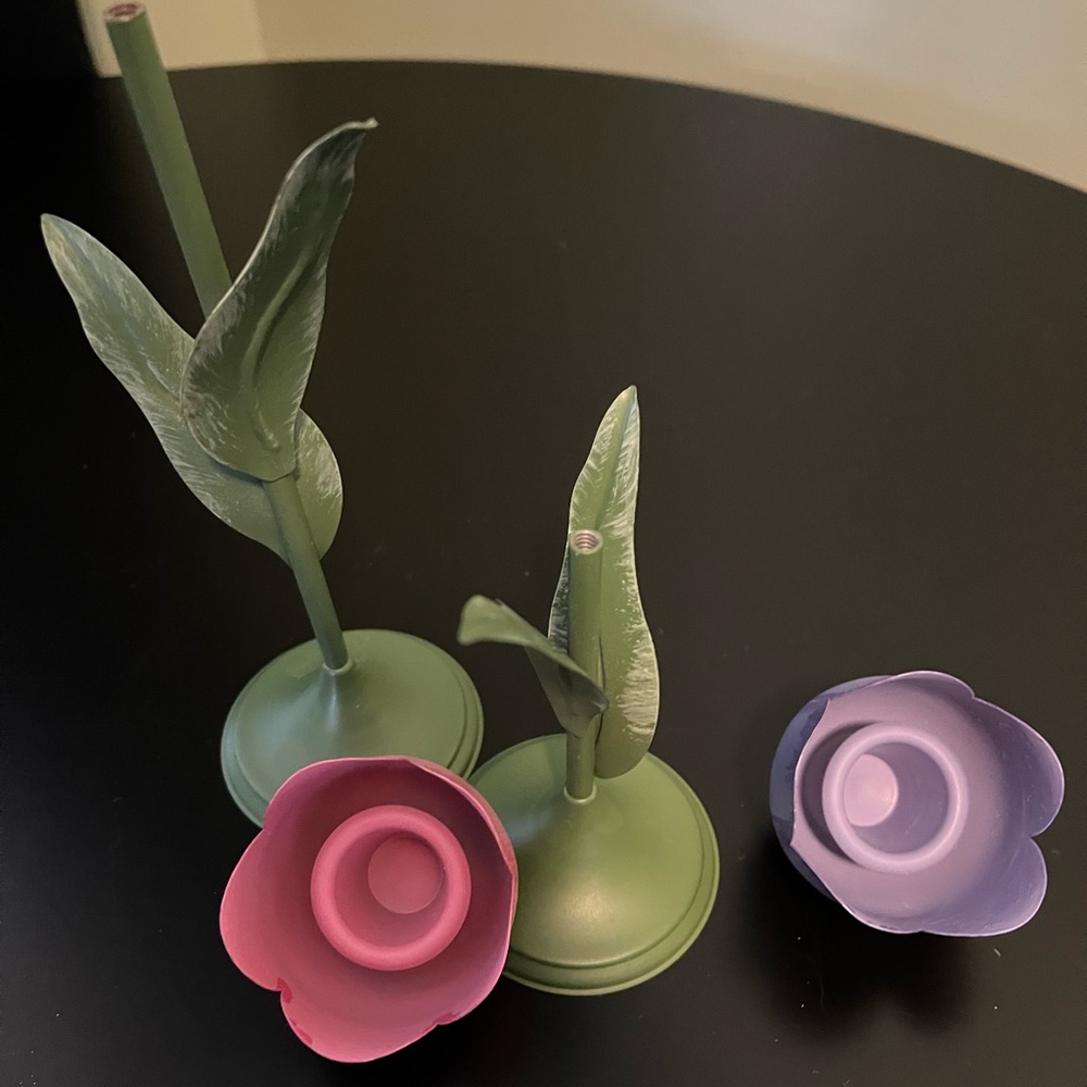 Set of 2 Metal Tulip Candle Holders Pink Purple Flowers Green Stem & Leaves - Picture 6 of 6